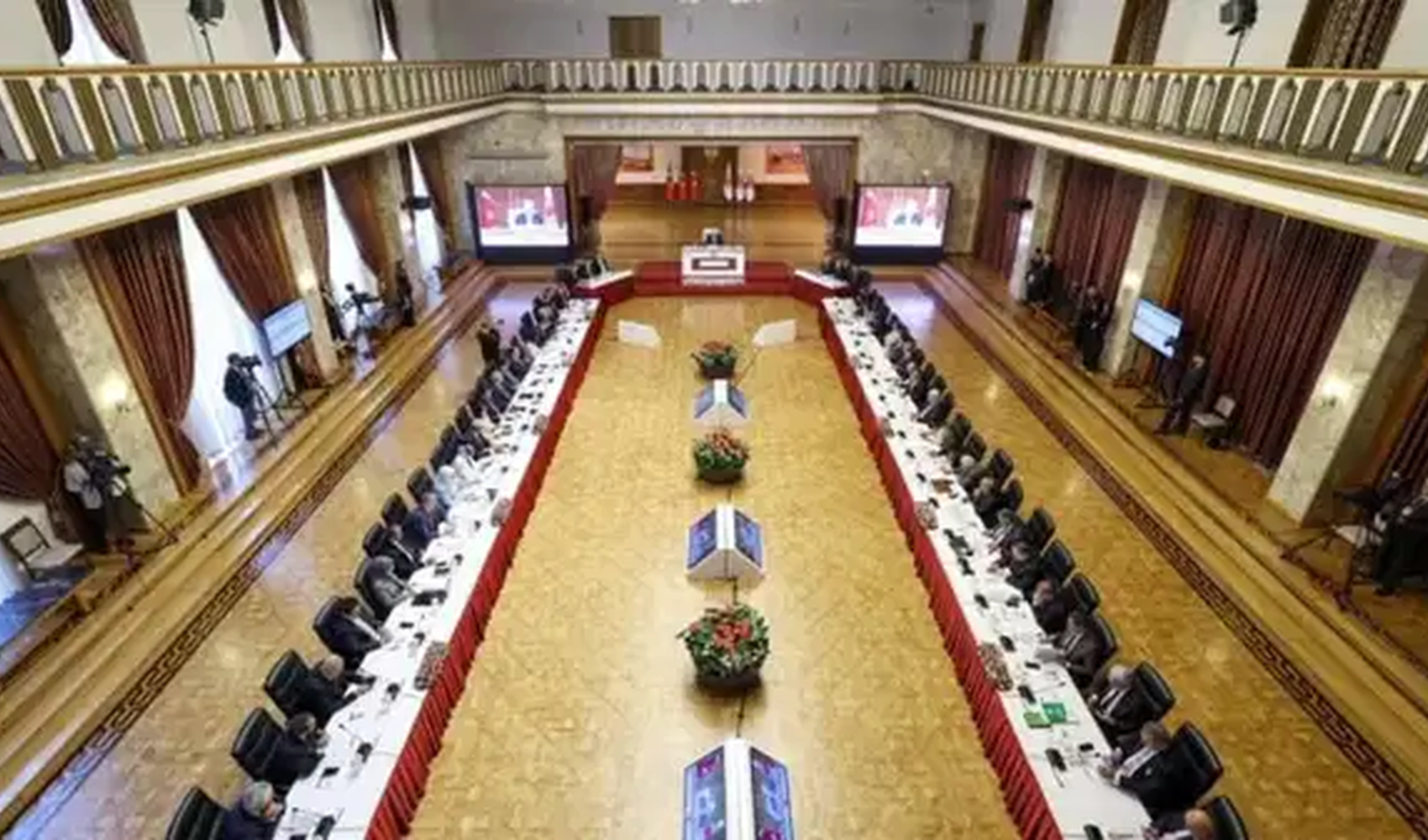 DEM Parti, komisyon toplantısındaki gerginliğe dair açıklama yaptı