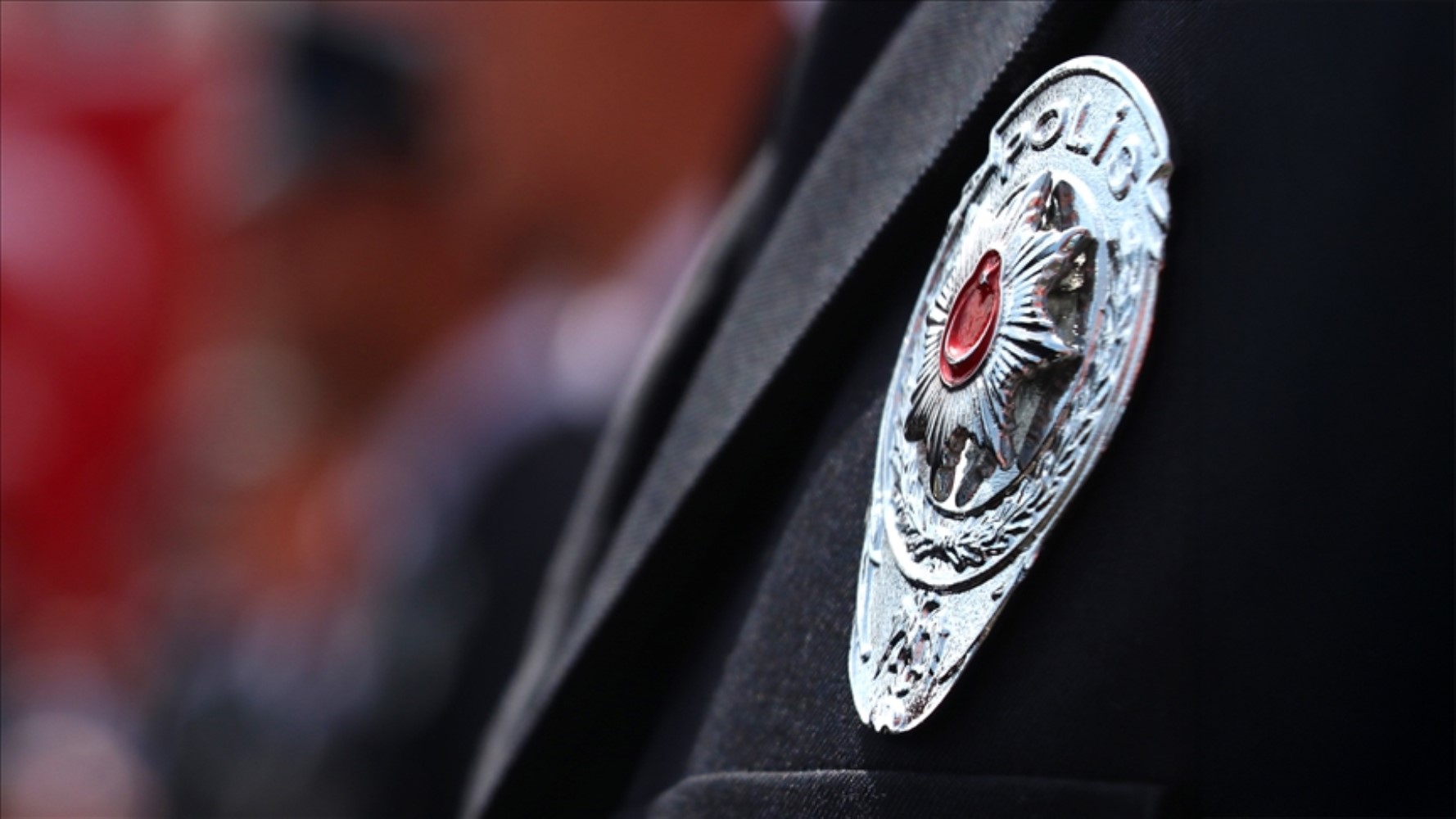 MHP'li dediler ama gerçek farklı çıktı! Bahçeli'nin elini öpen Süleyman Karadeniz'in görevden alınma sebebi çok başkaymış
