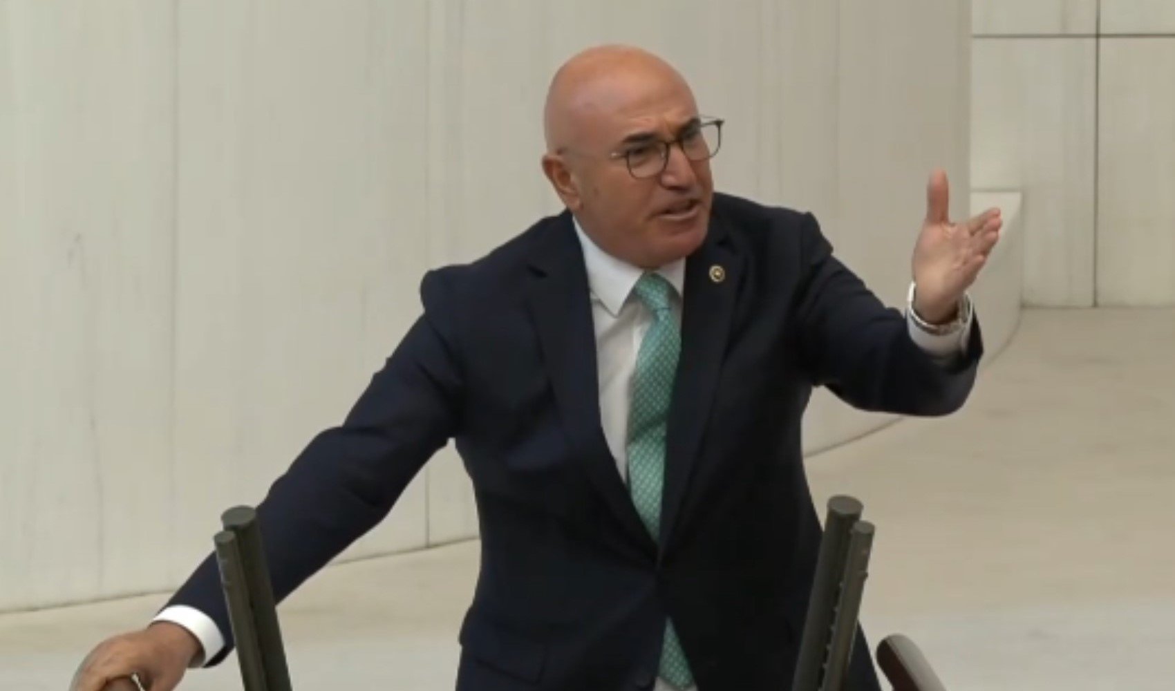 Mahmut Tanal'dan, AKP'deki istifalar üzerinden çarpıcı ifadeler: Çöküş engellenemez