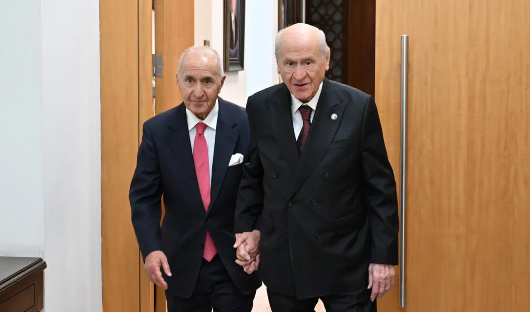 Hikmet Çetin, Devlet Bahçeli ziyaretinin sebebini açıkladı