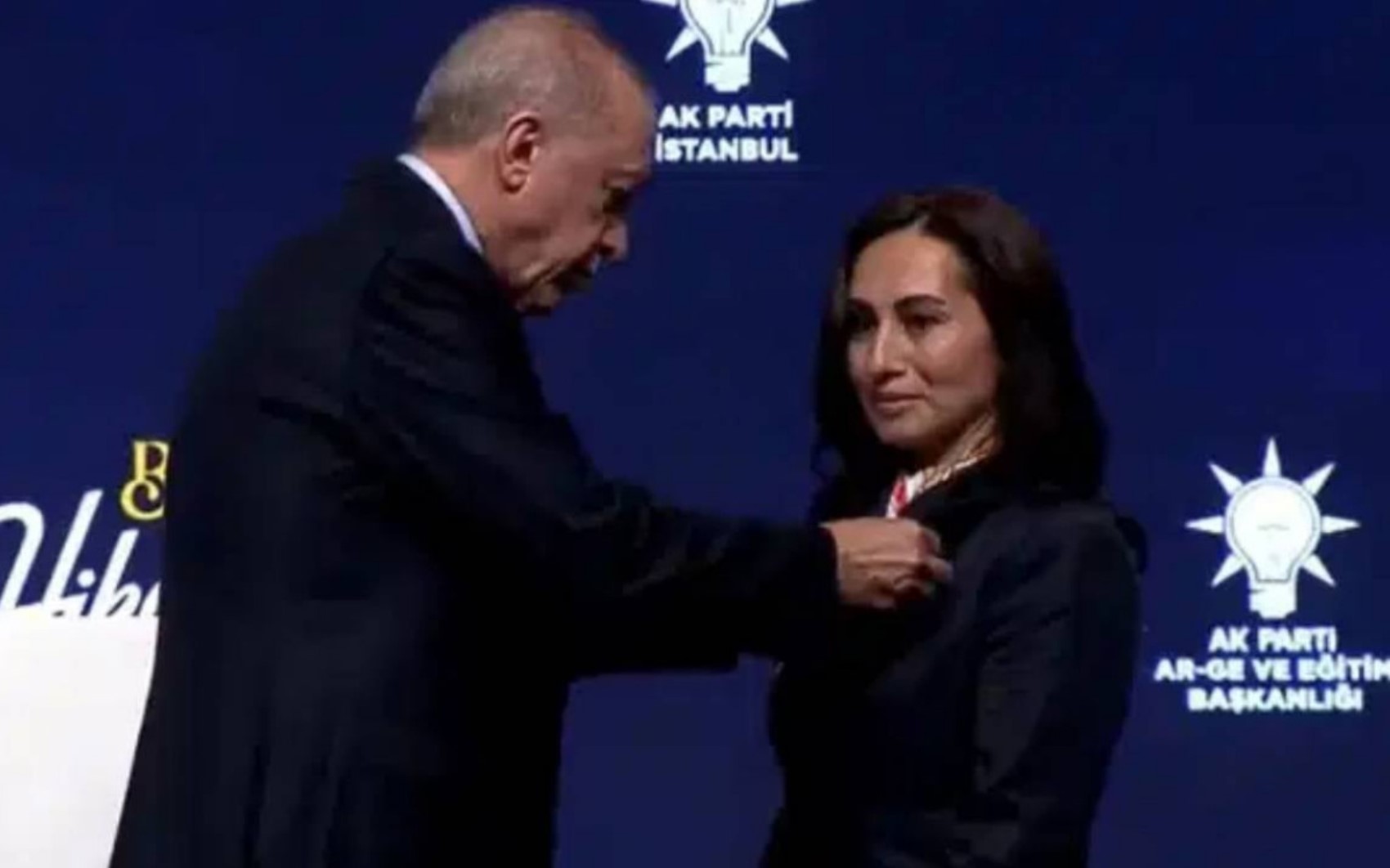 CHP'den AKP'ye 'transfer' olan Özlem Gürzel ile ilgili bomba kulis: Fikir ayrılığı yaşanmış
