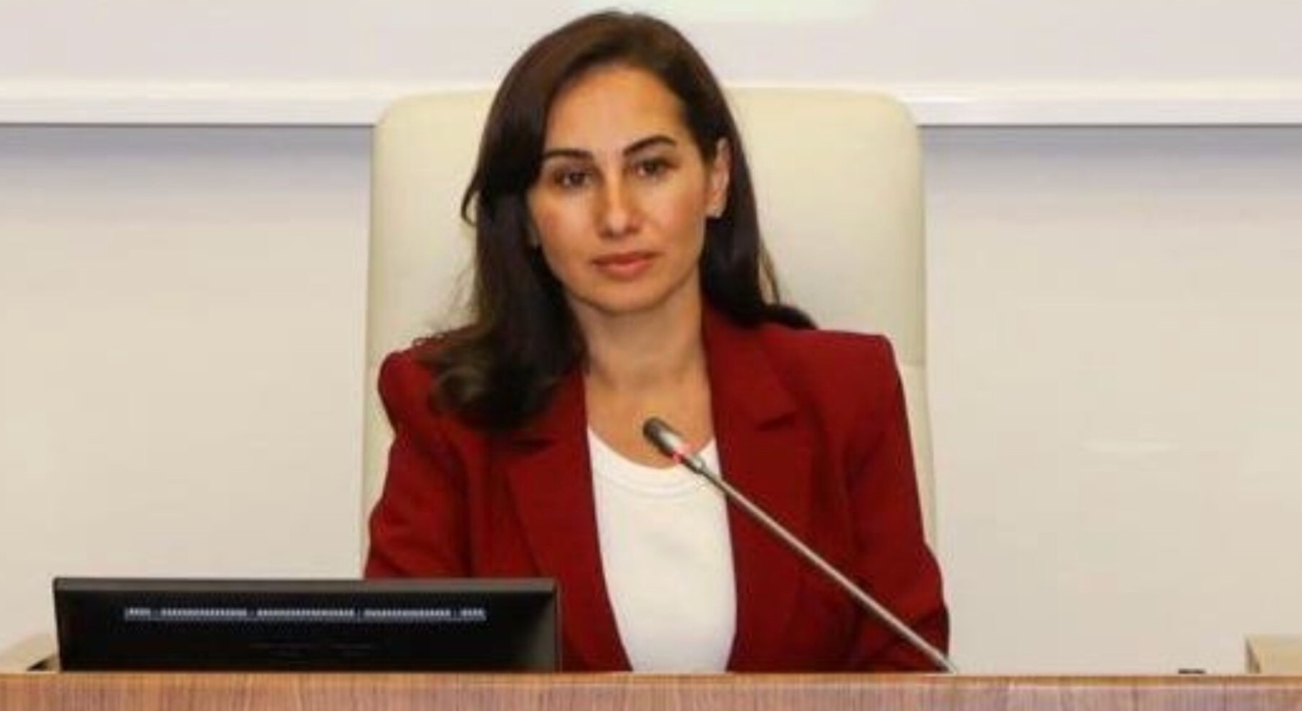 CHP'den AKP'ye 'transfer' olan Özlem Gürzel ile ilgili bomba kulis: Fikir ayrılığı yaşanmış