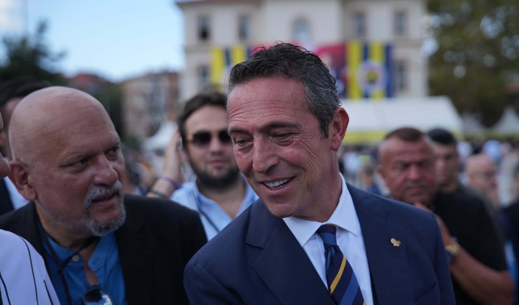 Ali Koç: Kulübün borçlarını nasıl ödediysek şampiyonluk borcunu da ödeyeceğiz