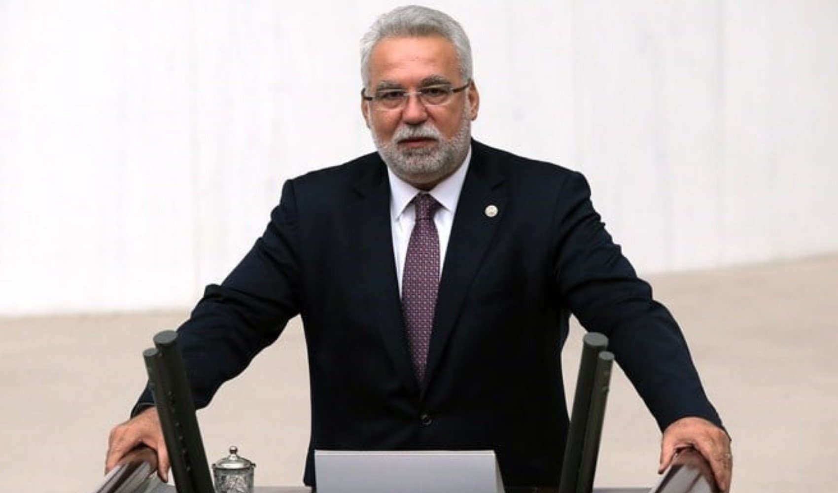 Eski AKP'li isimden iktidara büyük tepki: 'Yaptıklarınızla muhalefet güçleniyor'