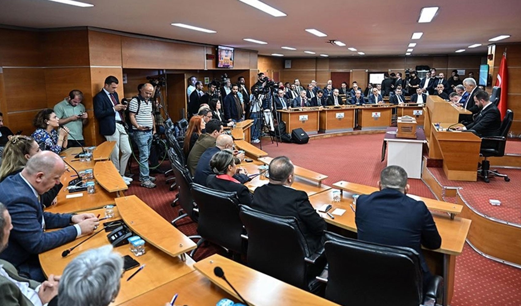 AKP'den Bayrampaşa'daki seçim sürecine itiraz