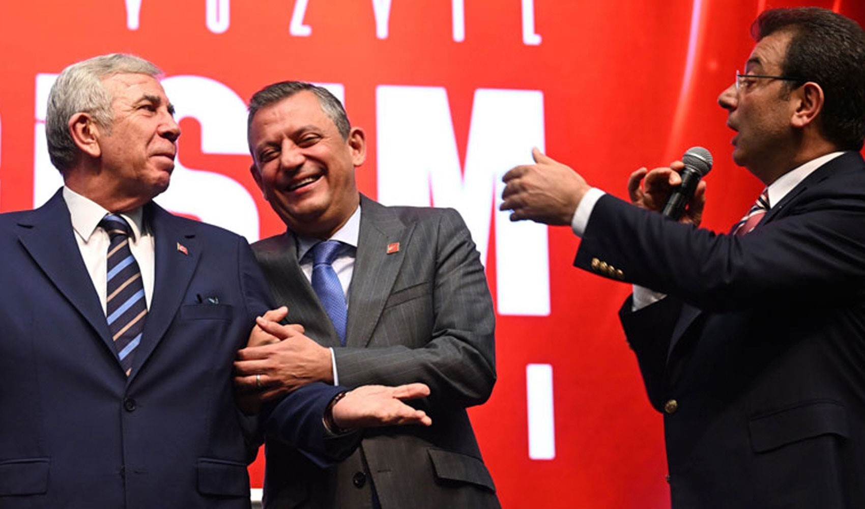 Özgür Özel, İmamoğlu'nun adaylığı engellenirse ne yapılacağını açıkladı
