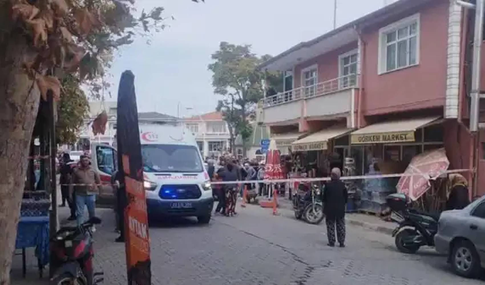 Edirne'de baba ve oğulun karıştığı silahlı saldırı sonucu bir kişi hayatını kaybetti