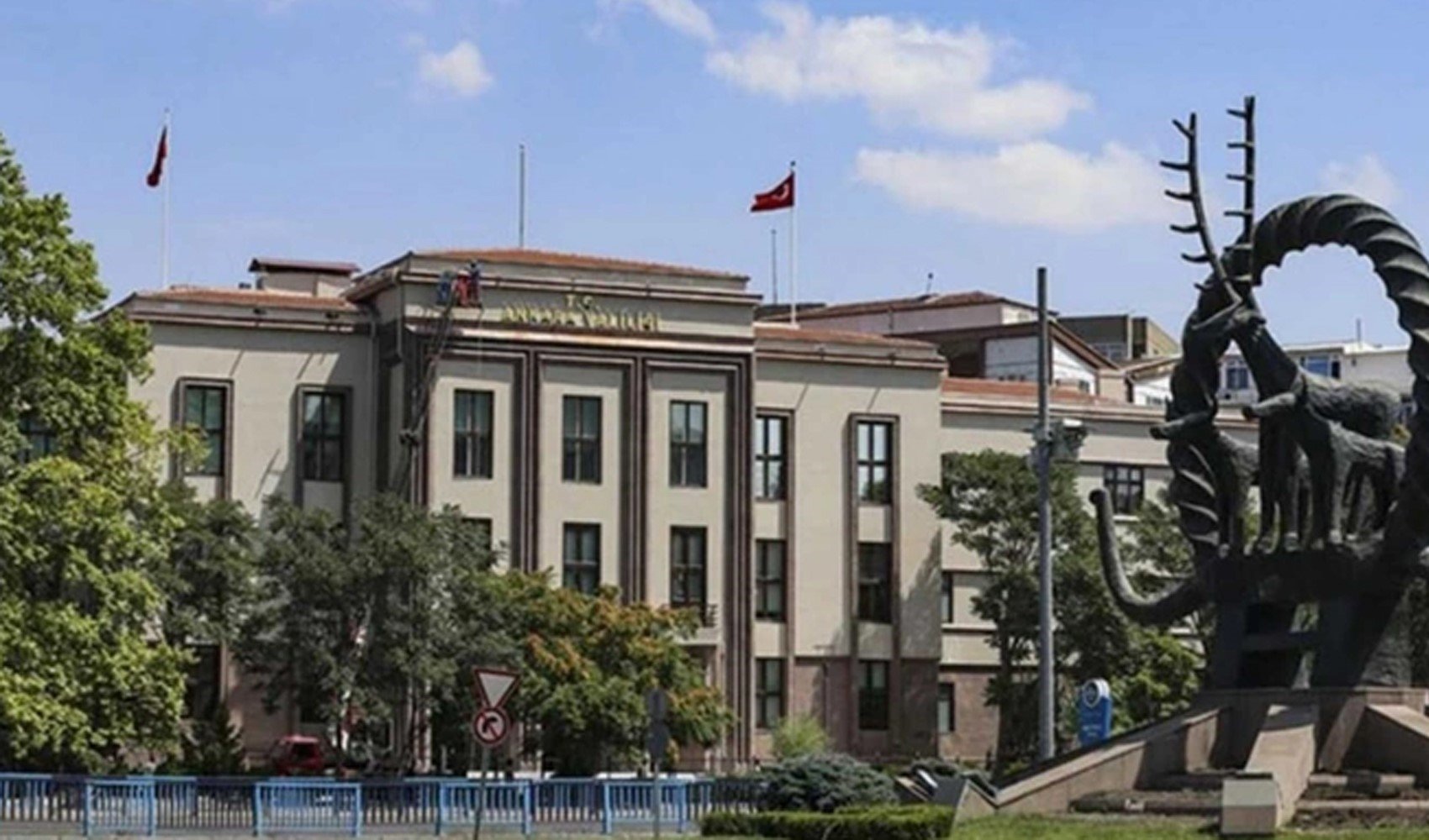 Ankara Valiliği'nden yangın açıklaması