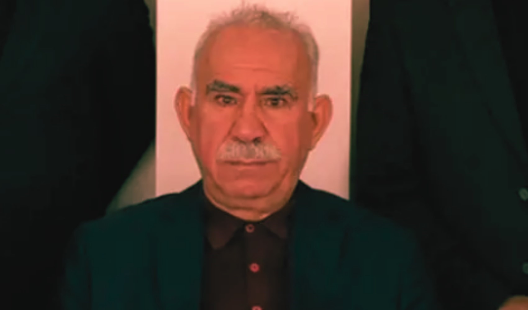 Teröristbaşı Öcalan'ın kırmızı çizgisini açıkladı Teröristbaşı Öcalan'ın kırmızı çizgisini açıkladı