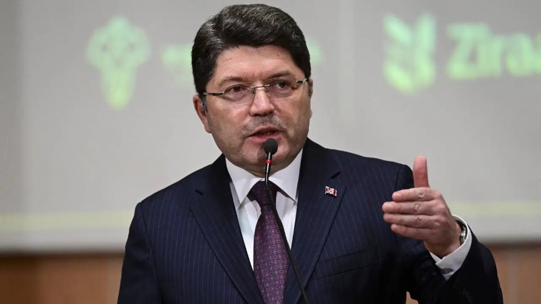 Özgür Özel'den gündeme oturacak Yılmaz Tunç ve Akın Gürlek iddiası! 'Hakkında dosya yaptığını biliyoruz'
