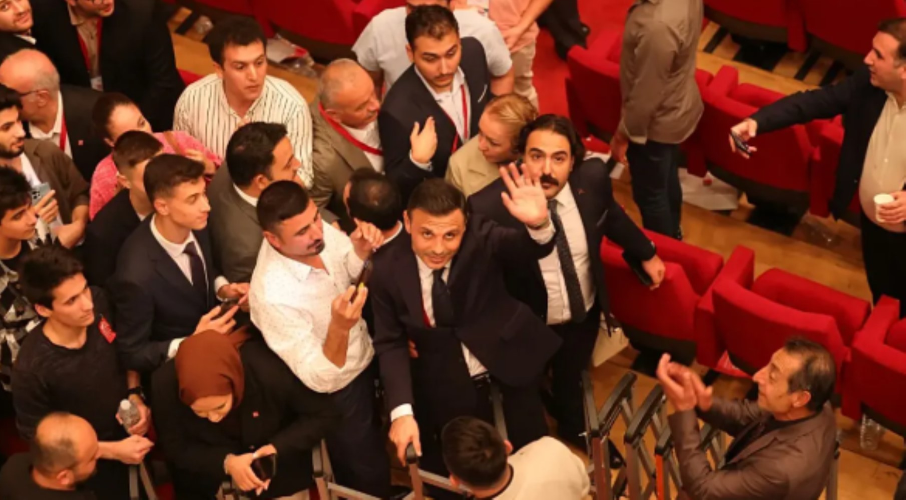 Yandaş Cem Küçük bütün senaryoları sıraladı: CHP'de Mutlak Butlan darbesi!