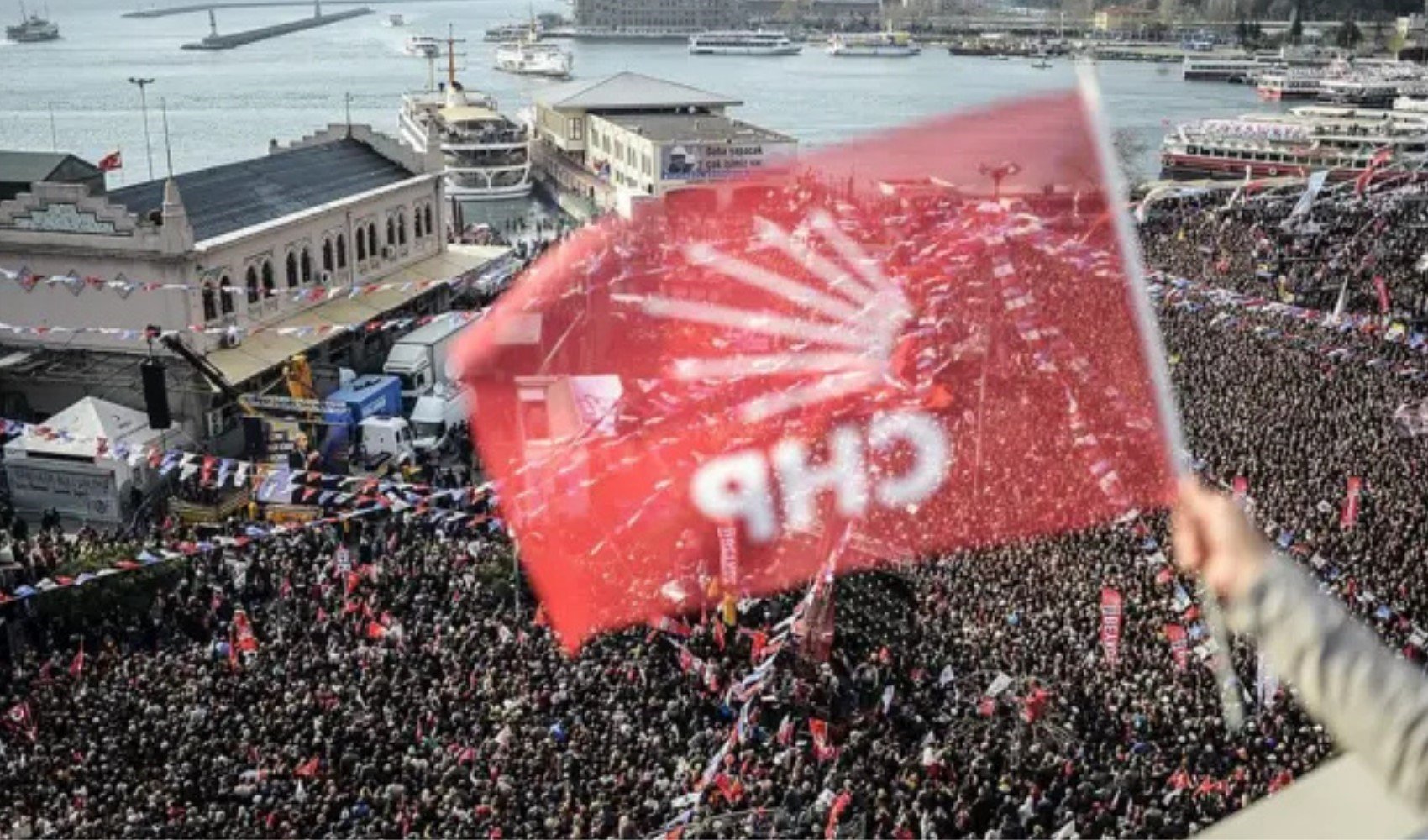 Mahkeme freni: CHP’nin 3 ilçesinde kongre iptal edildi