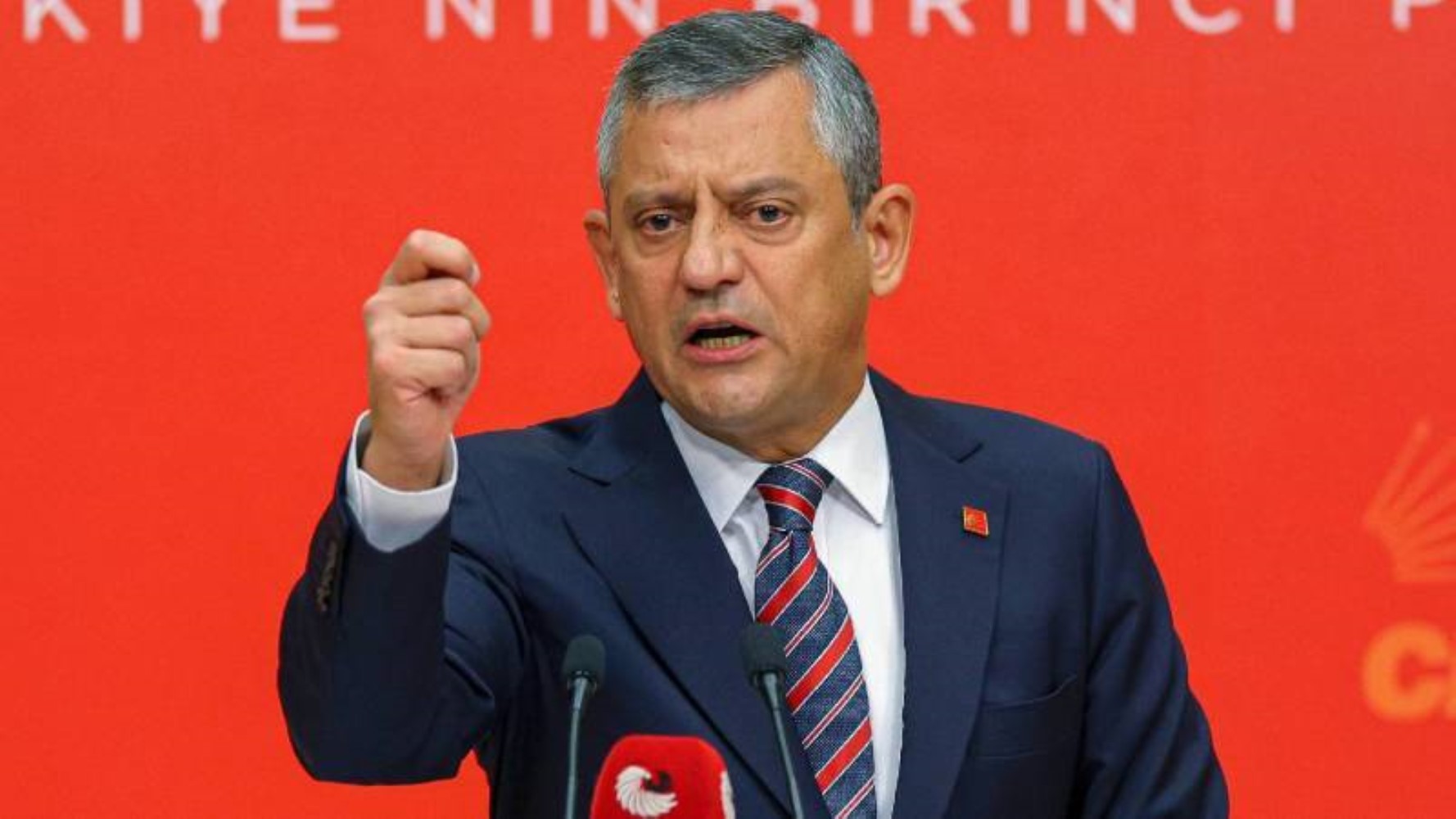 CHP lideri Özgür Özel, 'Kemal Bey geri dönmek isterse ne yapacaksınız?' sorusuna yanıt verdi!