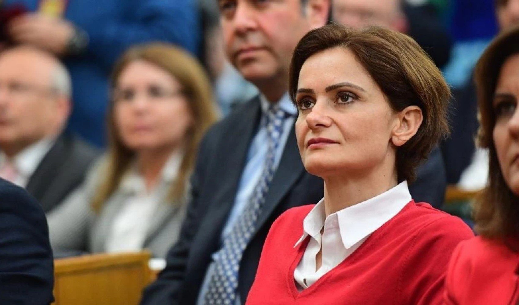 Son Dakika... Gürsel Tekin iddialarıyla gündeme gelmişti: Canan Kaftancıoğlu cephesinden ilk açıklama! CHP İl Başkanlığı binasına gidecek mi?