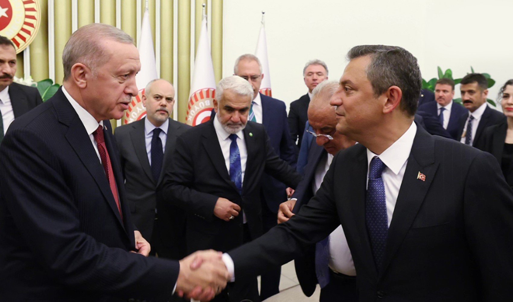 Erdoğan'dan Özgür Özel'e: Selefi Bay Kemal de böyleydi, milletten yediği tokattan kendine gelemedi