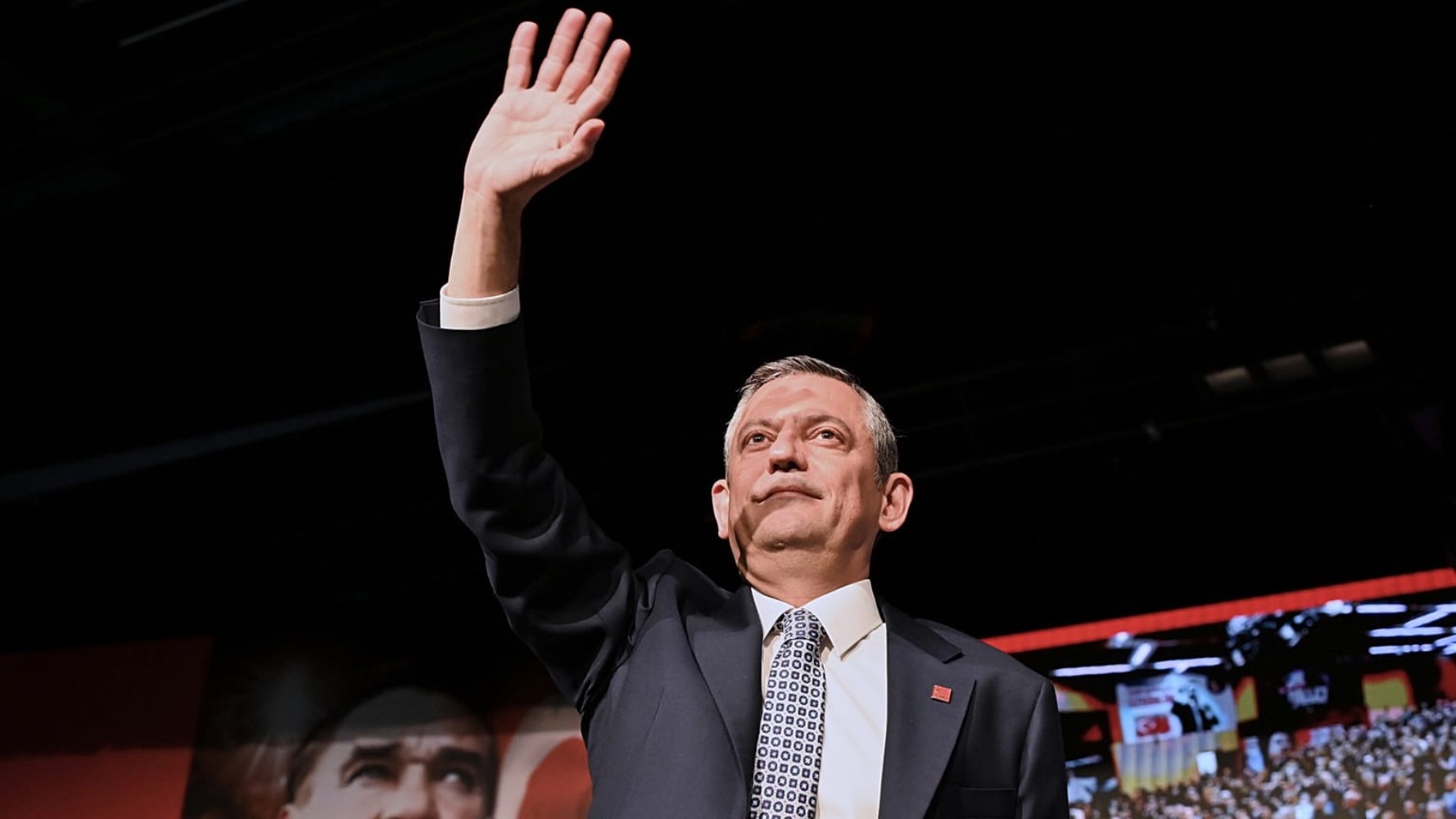 Özgür Özel, Kılıçdaroğlu'nun Gürsel Tekin kararını açıkladı! 'Kimseyi hedef göstermek istemem...'