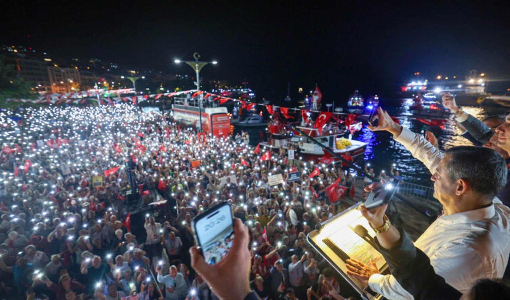 Son Dakika... İstanbul’un kalbine yasak: 6 ilçede gösteri ve yürüyüşler durduruldu