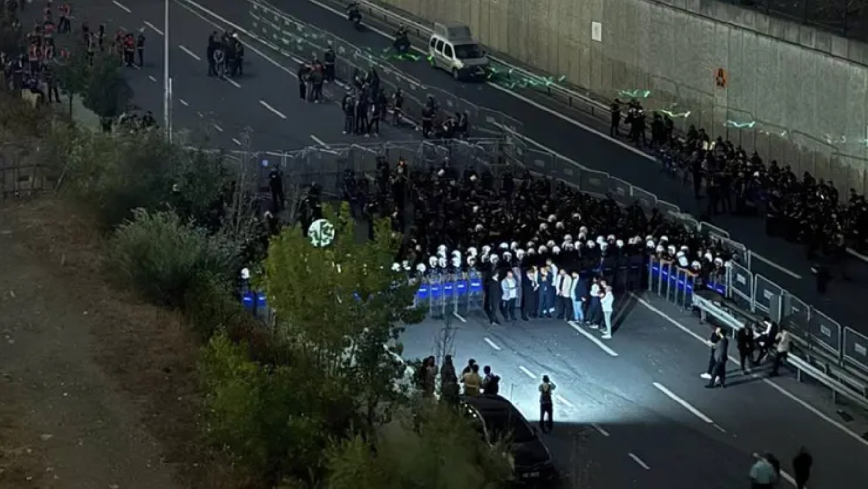 Gürsel Tekin sessizliğini yandaş medyaya bozdu! CHP il binasına kimlerle gidecek?
