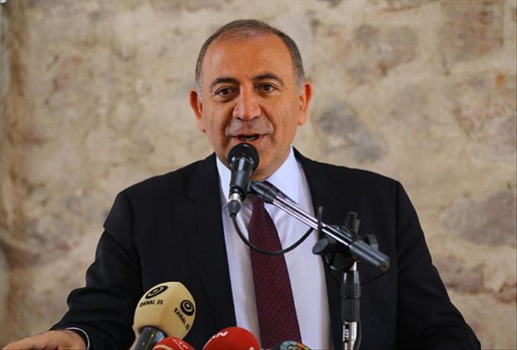Gürsel Tekin sessizliğini yandaş medyaya bozdu! CHP il binasına kimlerle gidecek?