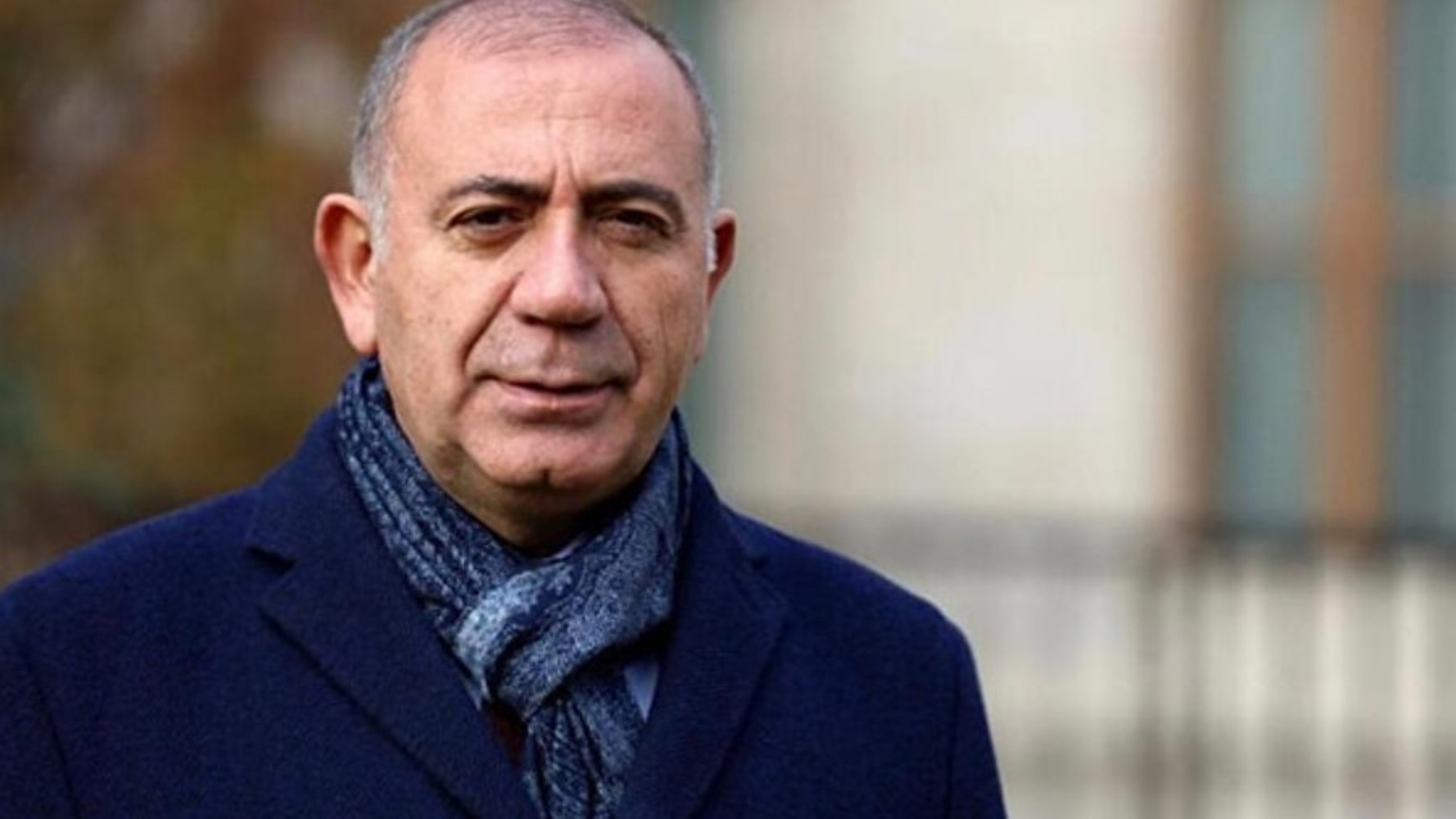 Gergin bekleyiş sürüyor: Gürsel Tekin'den çelişkili açıklamalar! İl binasına gidecek mi?