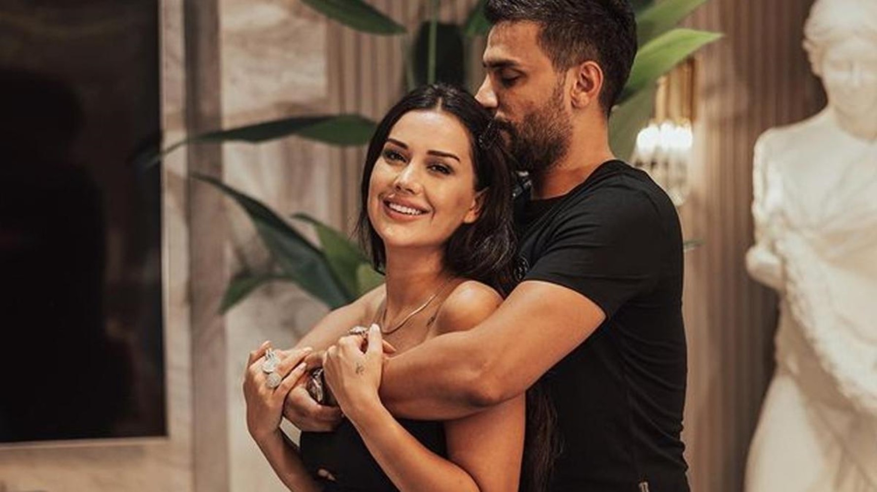 Dilan Polat ve Engin Polat'ın evdeki kavgası kamerada! Sandalyeler havada uçtu