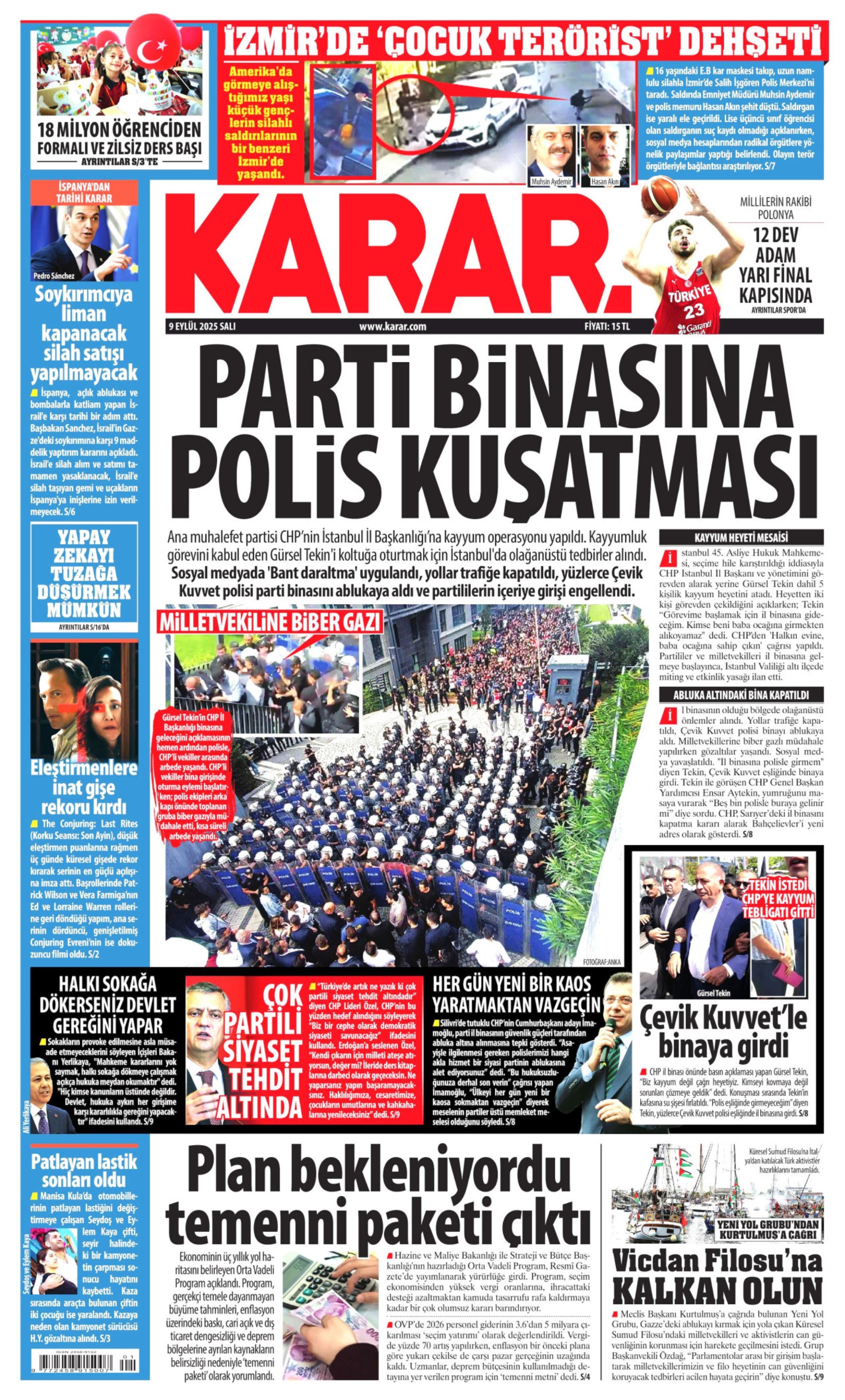 Gazeteler Gürsel Tekin'in polisle CHP binasına girişini nasıl gördü?