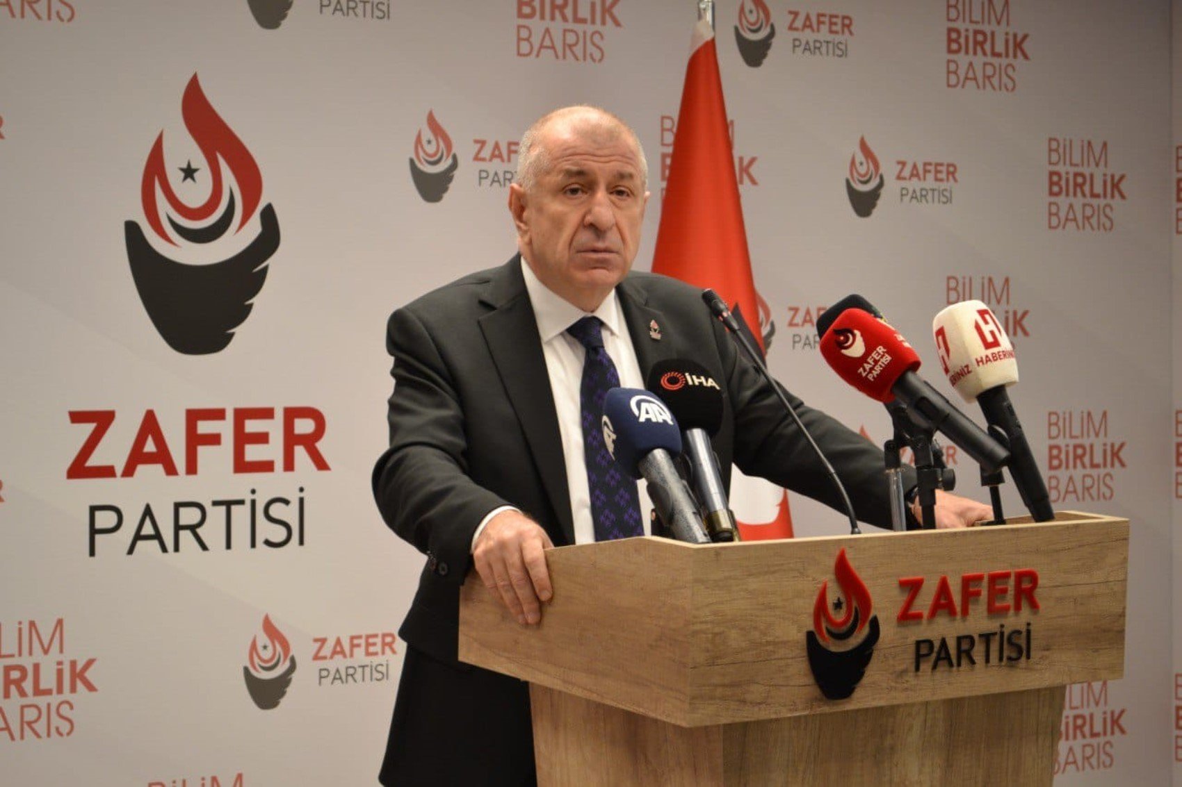 Kayyum krizi sonrası ilk anket! Kayyum darbesi geri tepti: AKP çıkmazda!