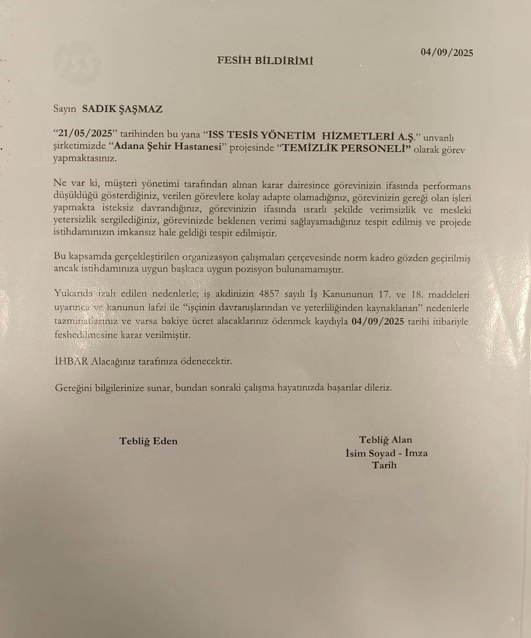 Eşine sürpriz yapan koca işten çıkarıldı
