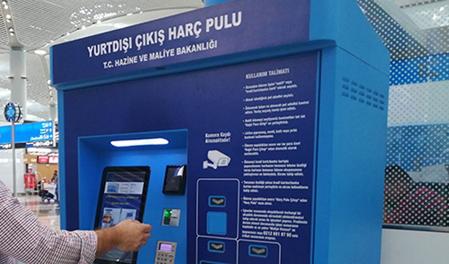 Yandaş gazeteciden yurt dışı çıkış harcına gelen zamma tepki! 'Neden bu vergiyi ödüyoruz?'