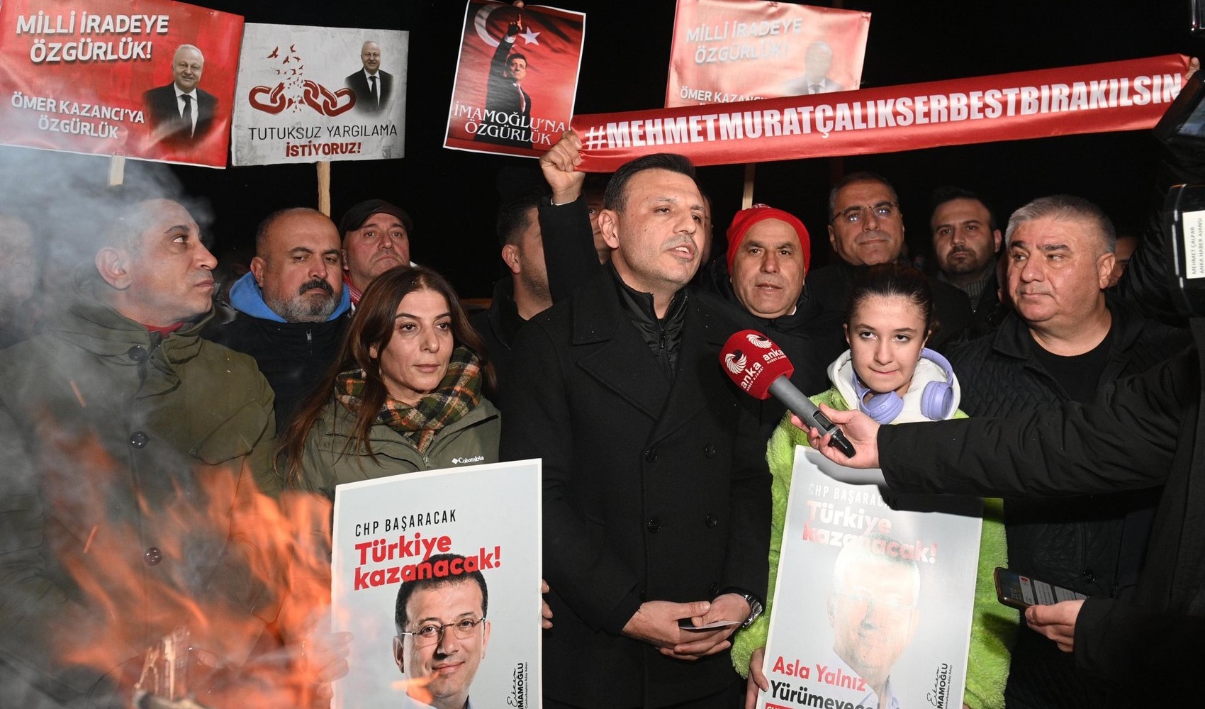 Yeni yıla Silivri'de giren CHP'li Çelik'ten mesaj: Yol arkadaşlarımızın metrelerce yakınında