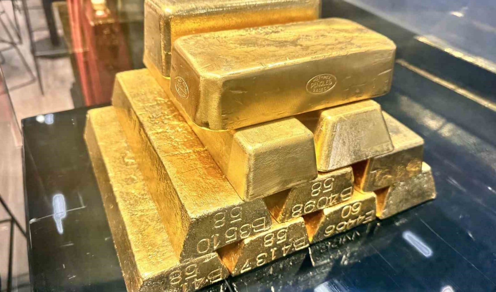 Altın 2025'te yatırımcısının yüzünü güldürdü: Yeni yılda altında ne bekleniyor?