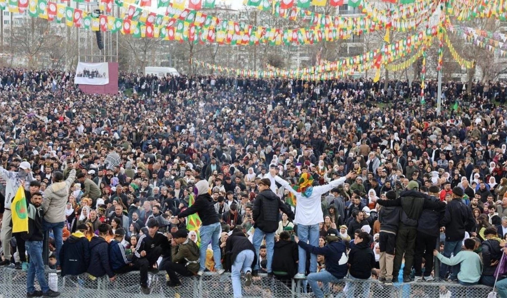 DEM Parti'nin Öcalan mitingi ertelendi