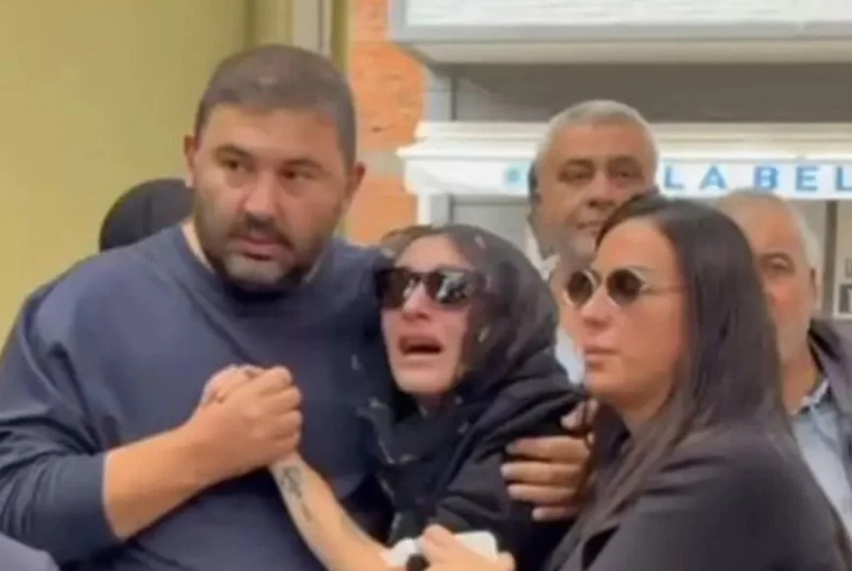 Güllü'nün ablasından çok konuşulacak Tuğyan açıklaması: İlk kez konuştu