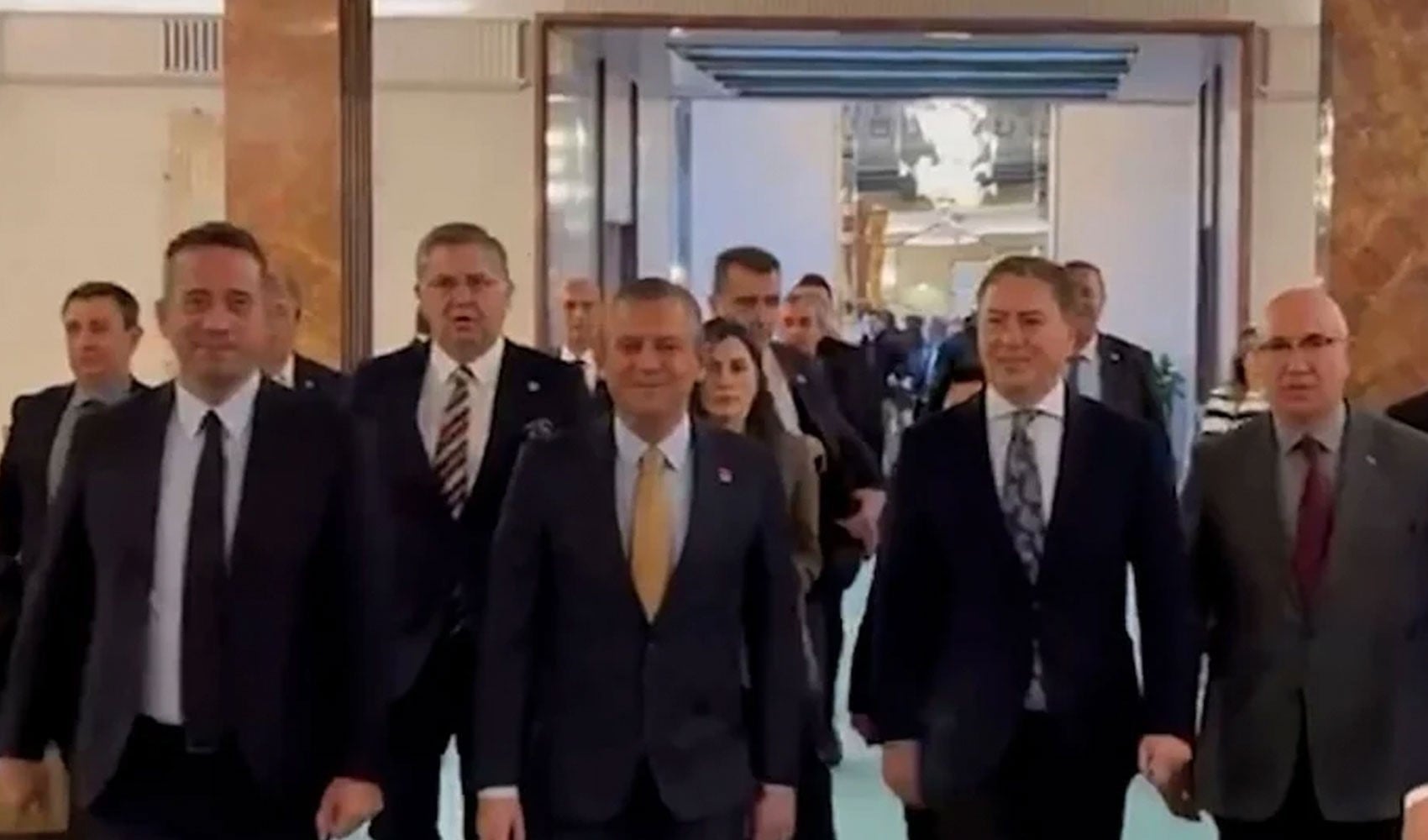 CHP lideri Özgür Özel TBMM’de