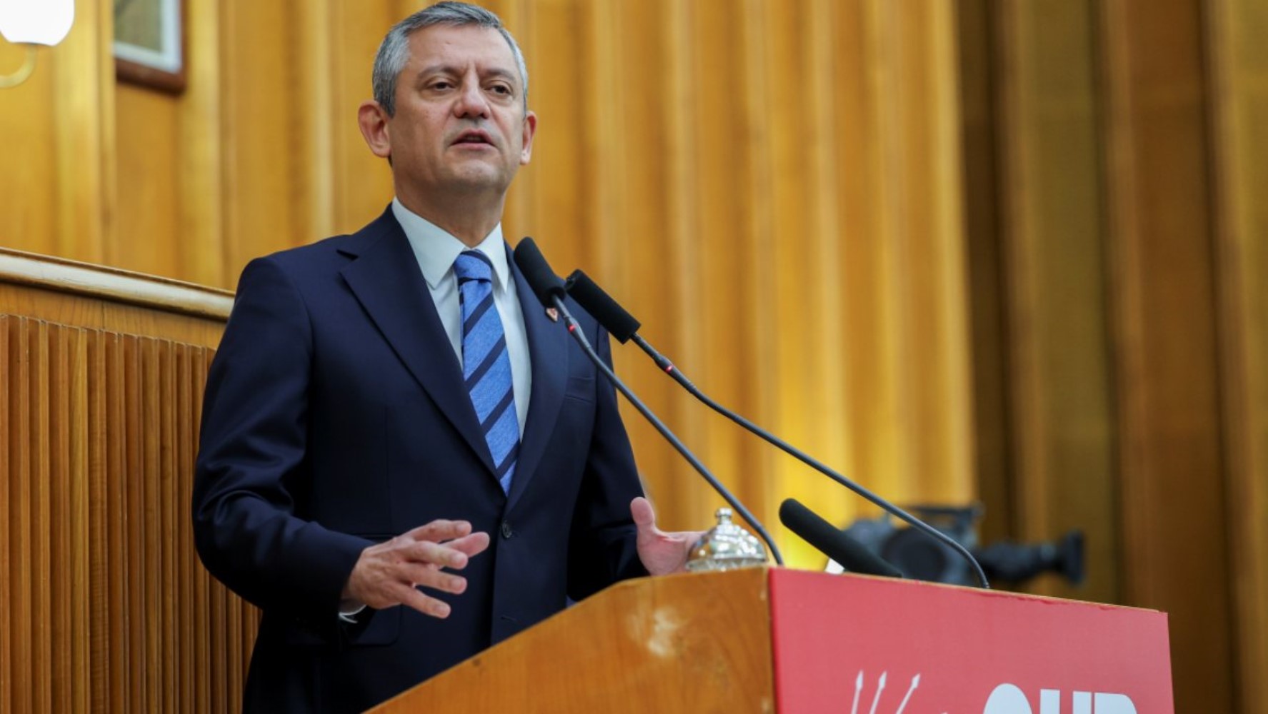 Özgür Özel o iki ismi işaret etti: 'Birbirlerinin yüzüne bakamıyorlar'