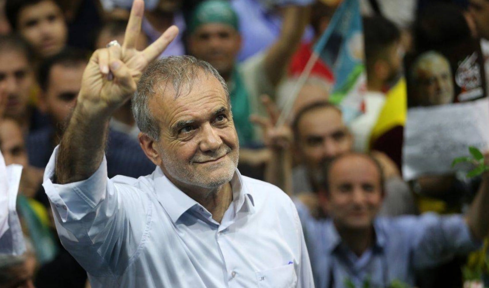 Pezeşkiyan'dan protestoculara sert sözler