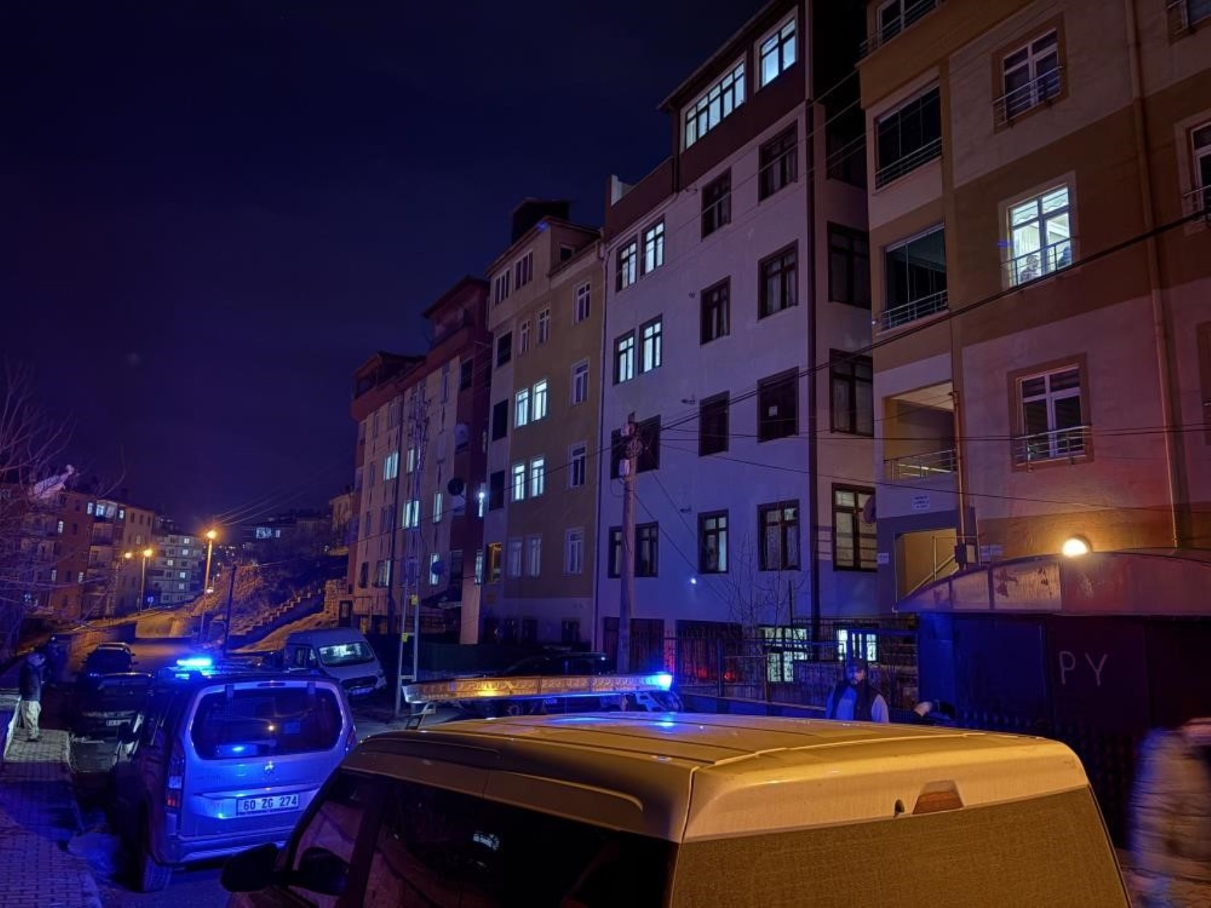 Erkek arkadaşını banyoda bıçaklayarak öldüren kadına ceza