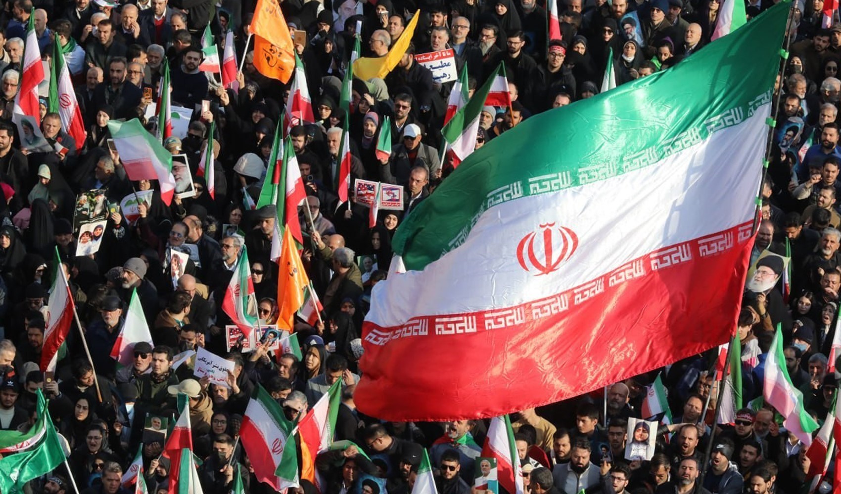 Hamaney rejim yanlısı protestoları ABD'ye uyarı olarak nitelendirdi