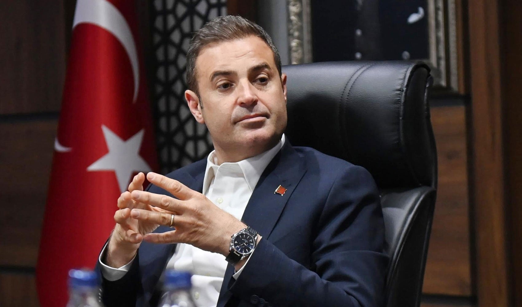 AKP'ye katılacağı iddia edilen Ahmet Akın'dan açıklama