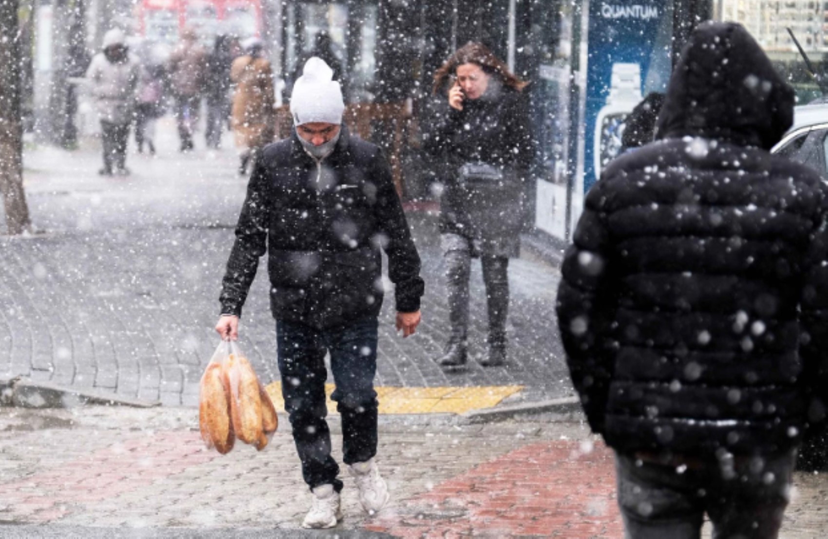 Meteoroloji verileri güncellendi: İstanbul için yeni kar uyarısı yapıldı