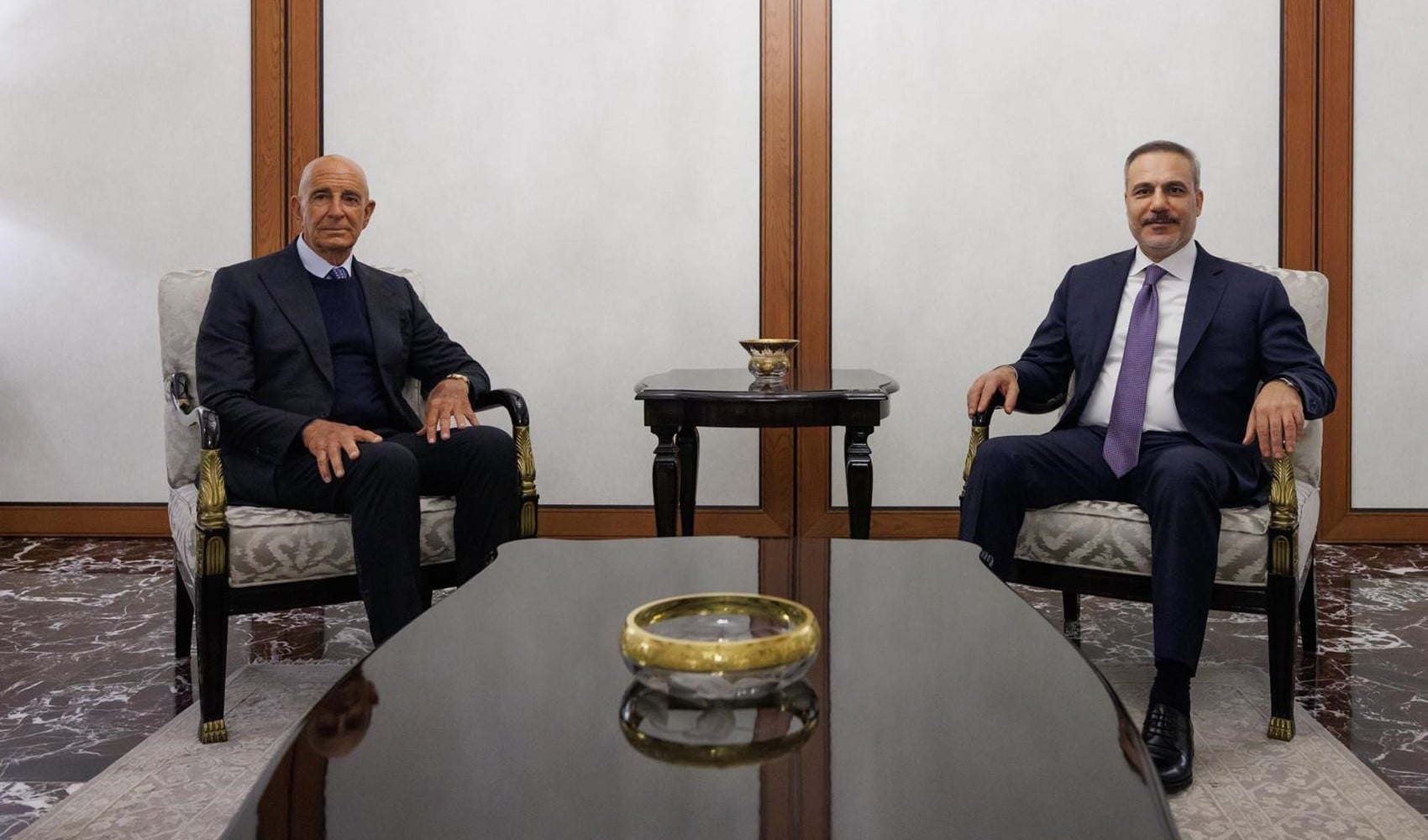 Bakan Fidan, ABD’nin Ankara Büyükelçisi Barrack’la görüştü