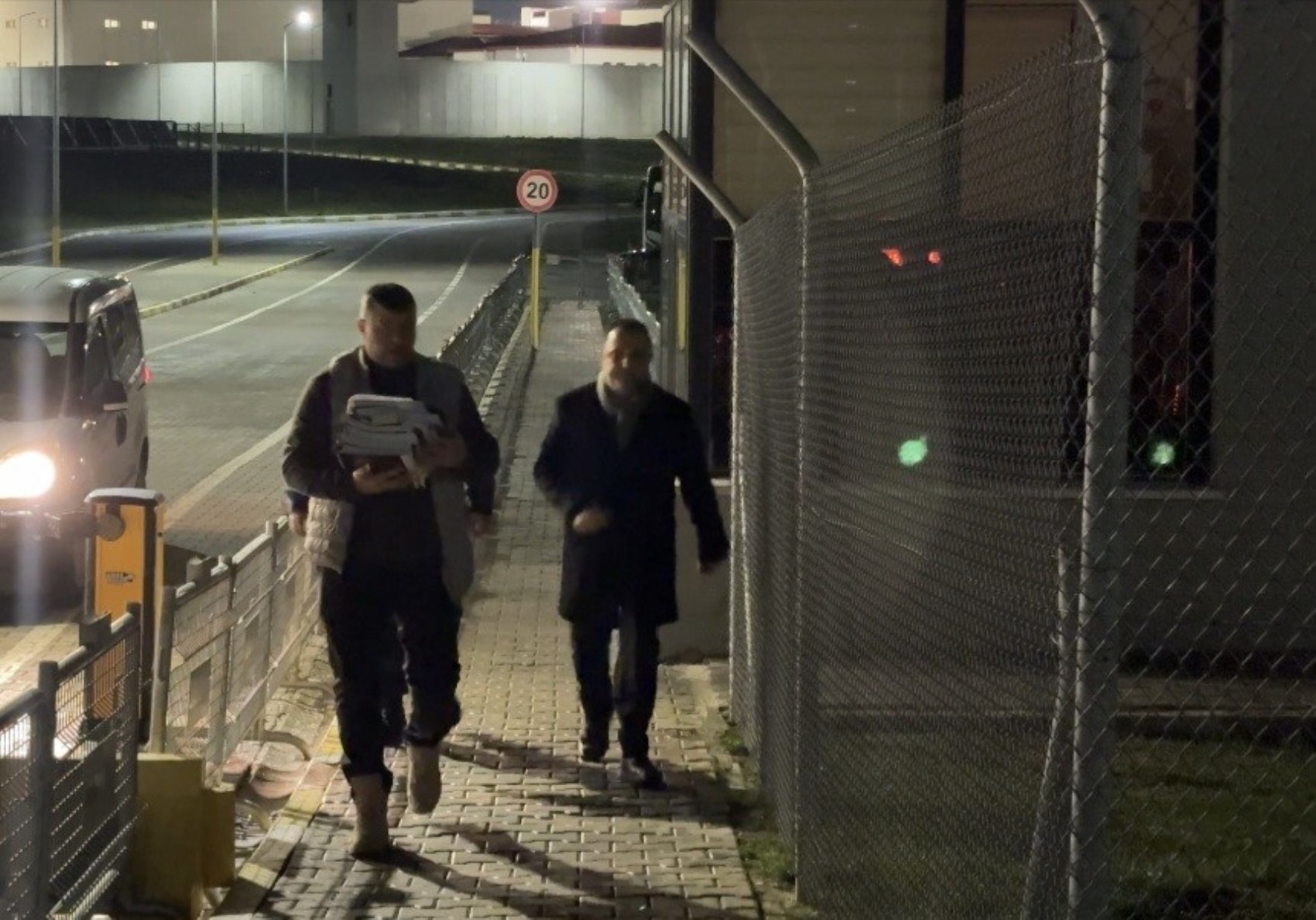 Avukat Rezan Epözdemir adli kontrol şartıyla tahliye edildi