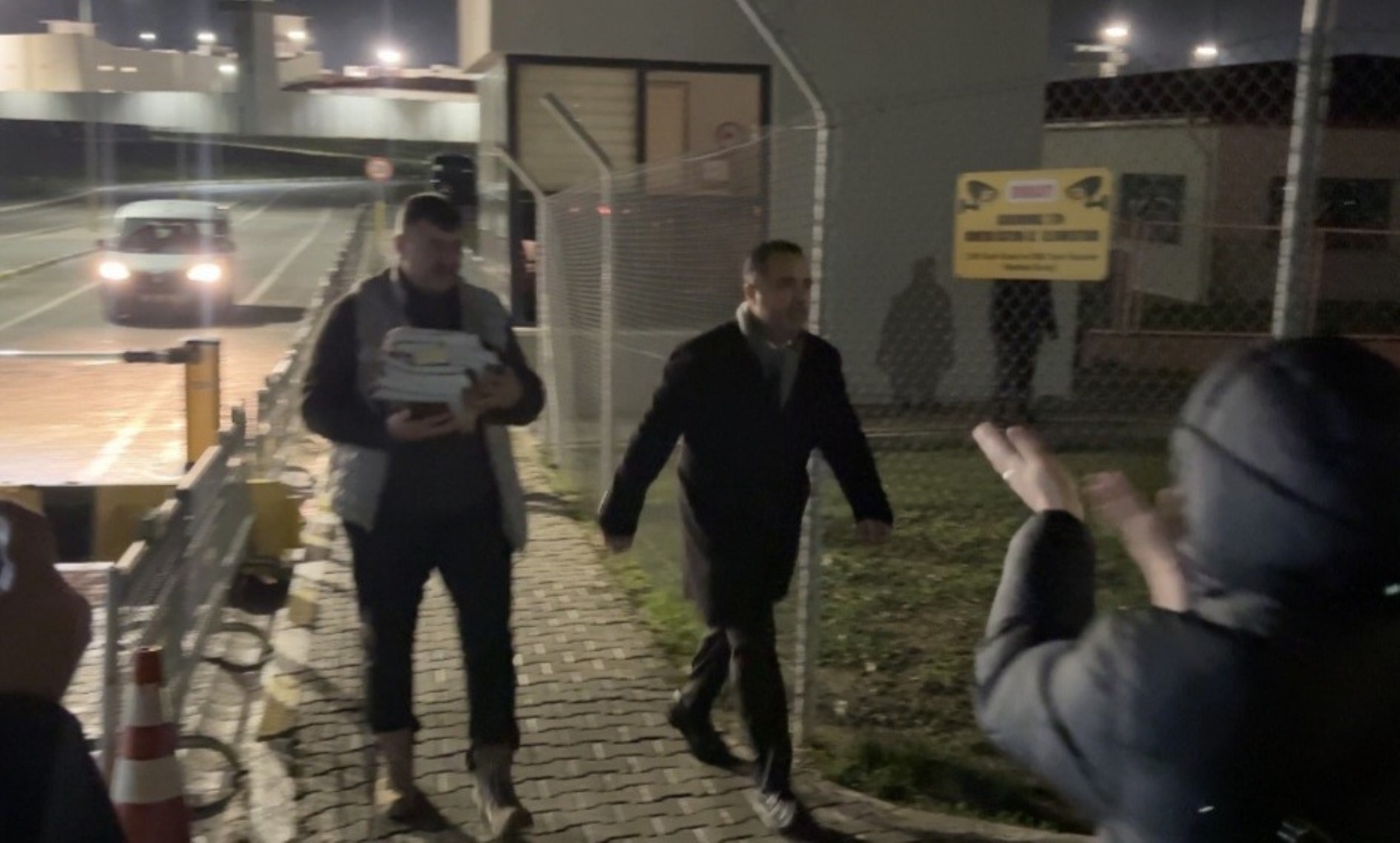 Avukat Rezan Epözdemir adli kontrol şartıyla tahliye edildi