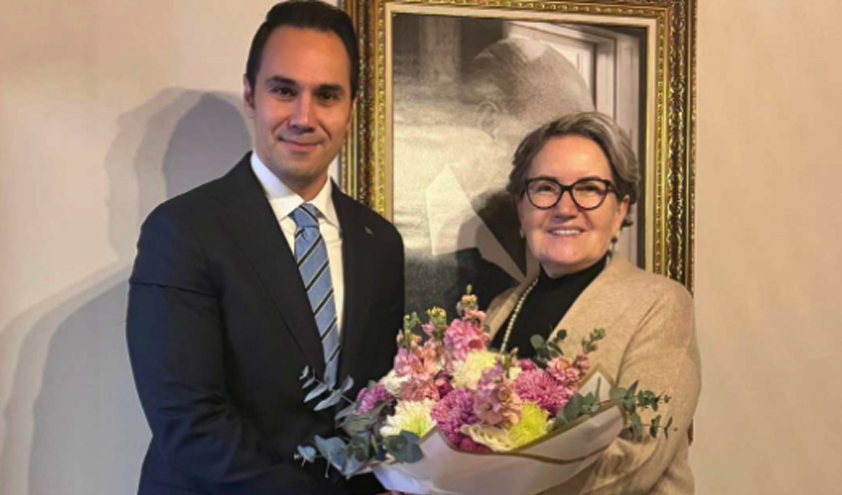 Genel Başkandan Meral Akşener'e sürpriz ziyaret