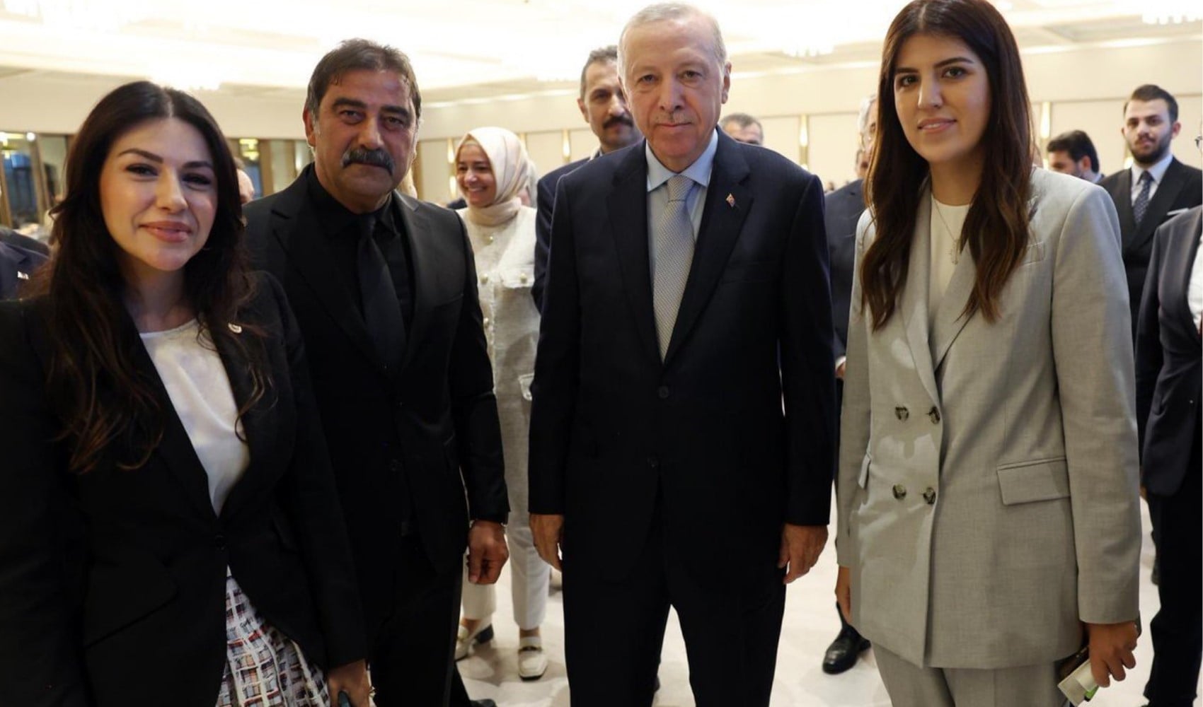 AKP'li vekilin kuzeni gözaltına alındı