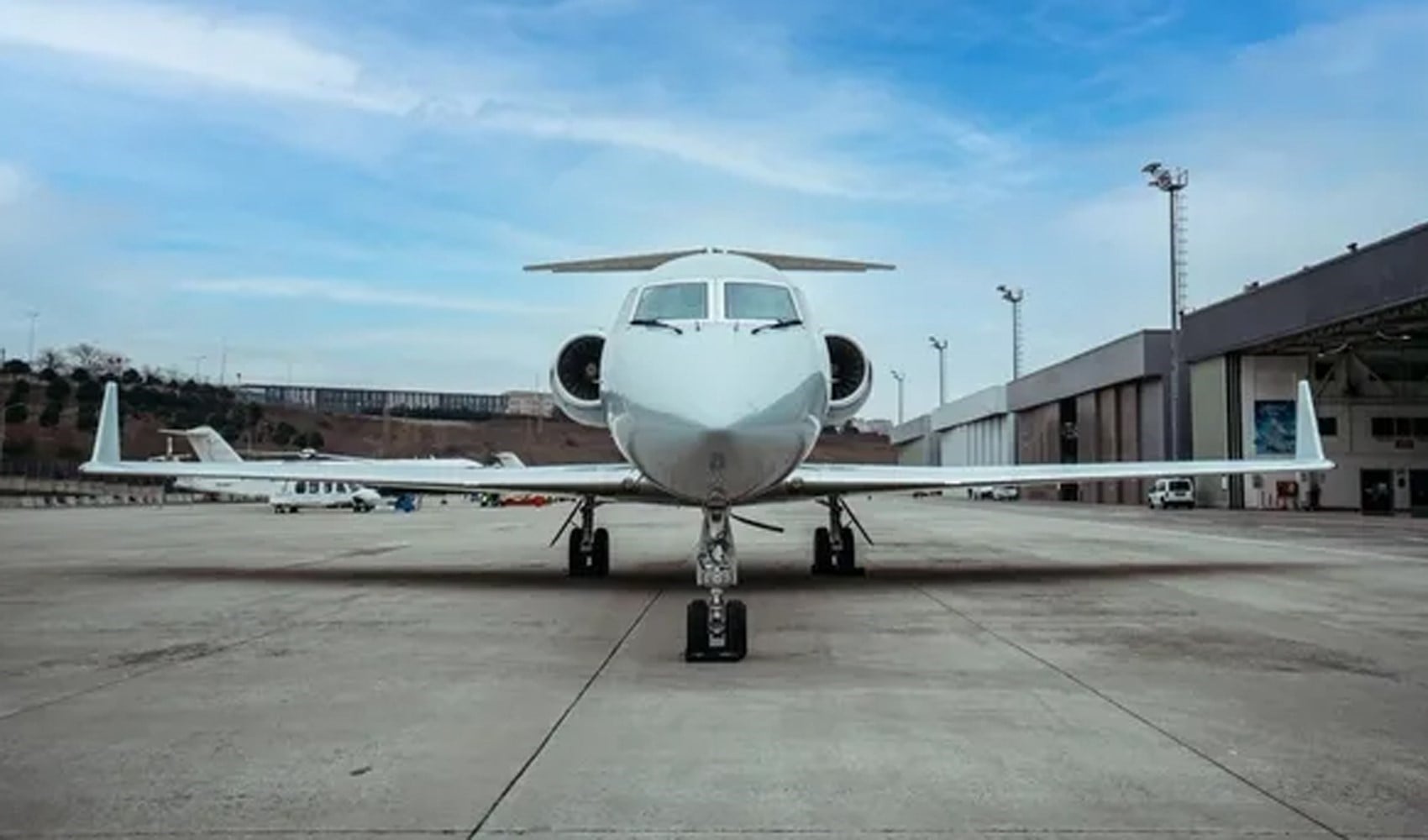 İmamoğlu ile anılan jetin sahibi AKP milletvekili aday adayı çıktı