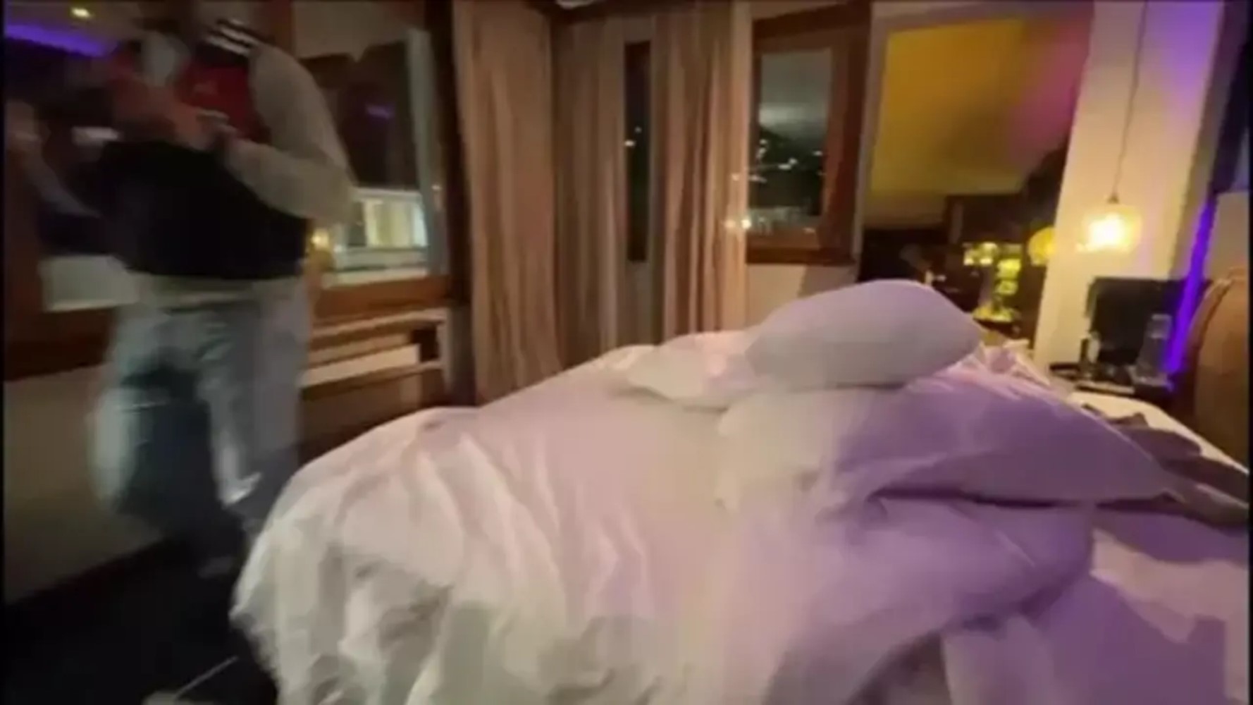 Bebek Otel’deki skandal büyüyor: Ünlülerin uyuşturucu ve fuhuş partileri, şantaj arşivine dönüştü!