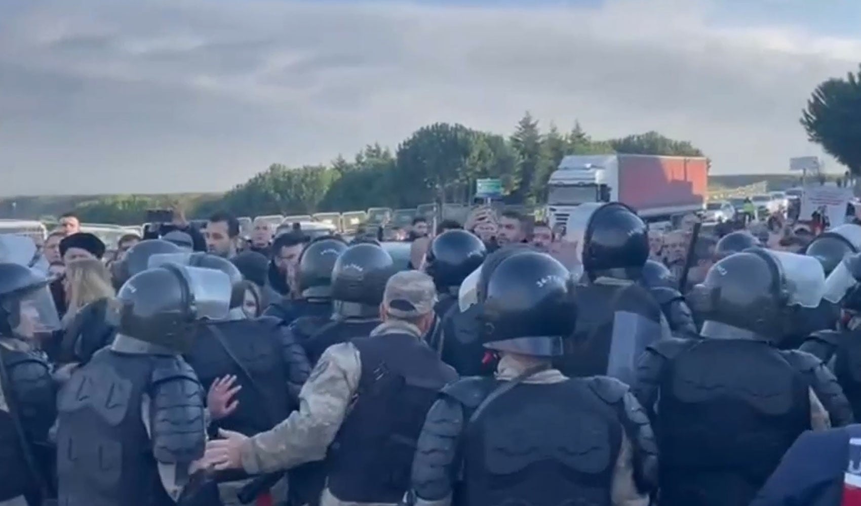 Silivri'de sert müdahale eden jandarma teğmen hakkında 'Menzil' iddiası