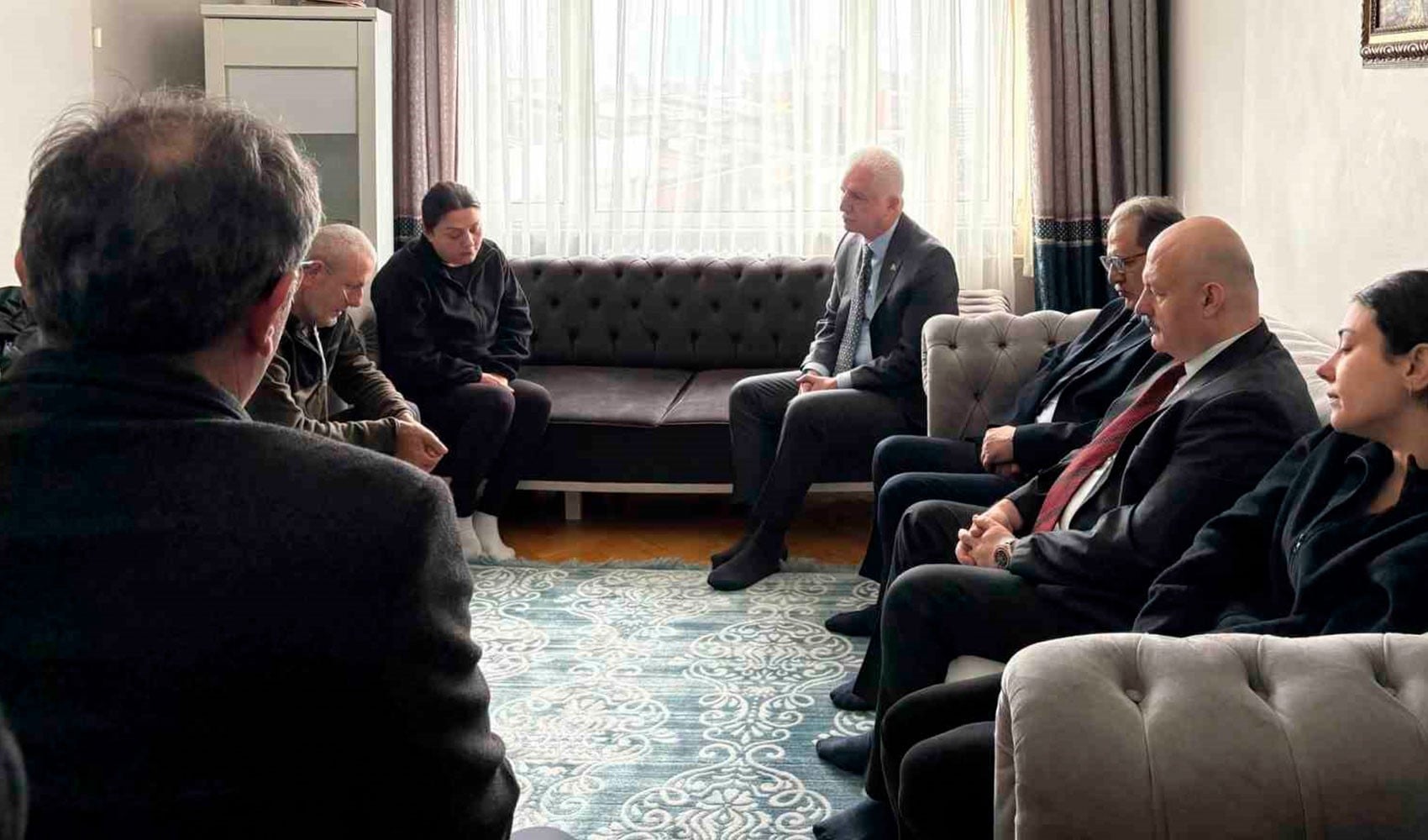 İstanbul Valisi Davut Gül Atlas Çağlayan’ın ailesini ziyaret etti