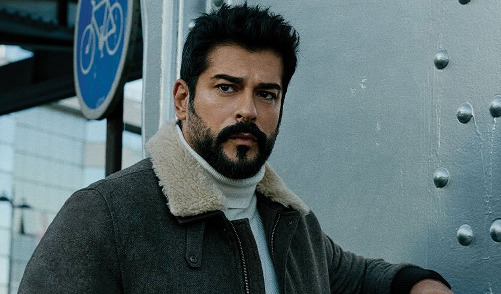 Arap dünyası Burak Özçivit'in üstünü çizdi